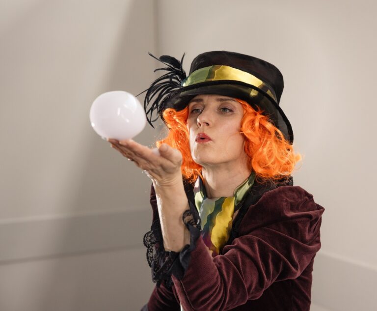 Bubbles Story Perth: Kids Birthday Parties and Bubble Party Entertainer